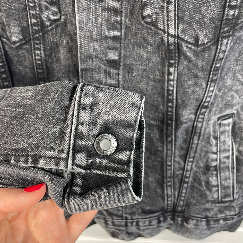 Altra Black Denim Graphic Long Sleeve Patch “Stay Out There” Jacket S Women’s - Picture 6 of 12